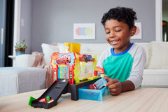 Disney And Pixar Cars Color Changers Race Ready Car Wash Playset & Color Changing Lightning Mcqueen