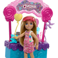 Barbie Poupée Chelsea et Kiosque à Sucettes et Bonbons, 10Éléments