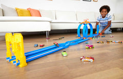 Hot Wheels Ultra Hots Wild Drive Drag Race